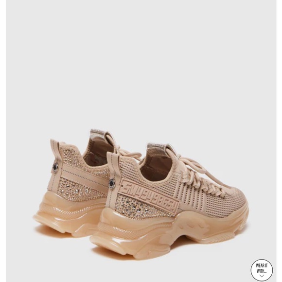 Sneakers - Picture 8 of 10